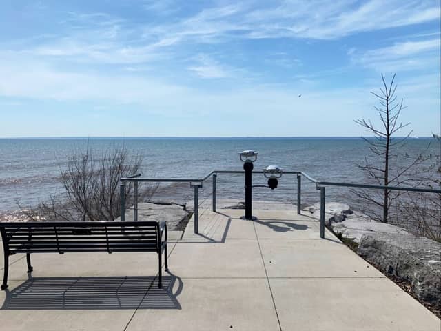 Burloak Waterfront Park - Image 2