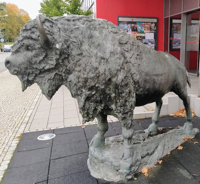 Wisentskulptur - Image 1