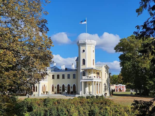 Keila-Joa castle Schloss Fall - Image 1
