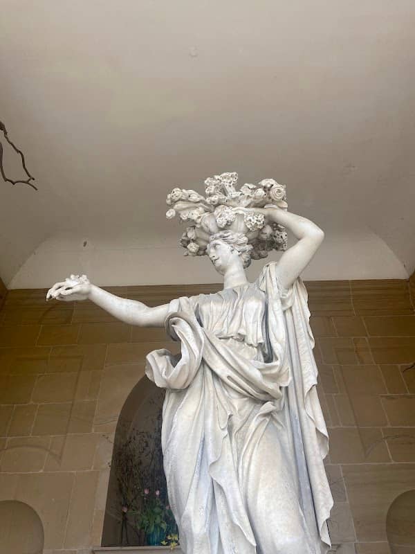 Flora’s Temple - Image 3