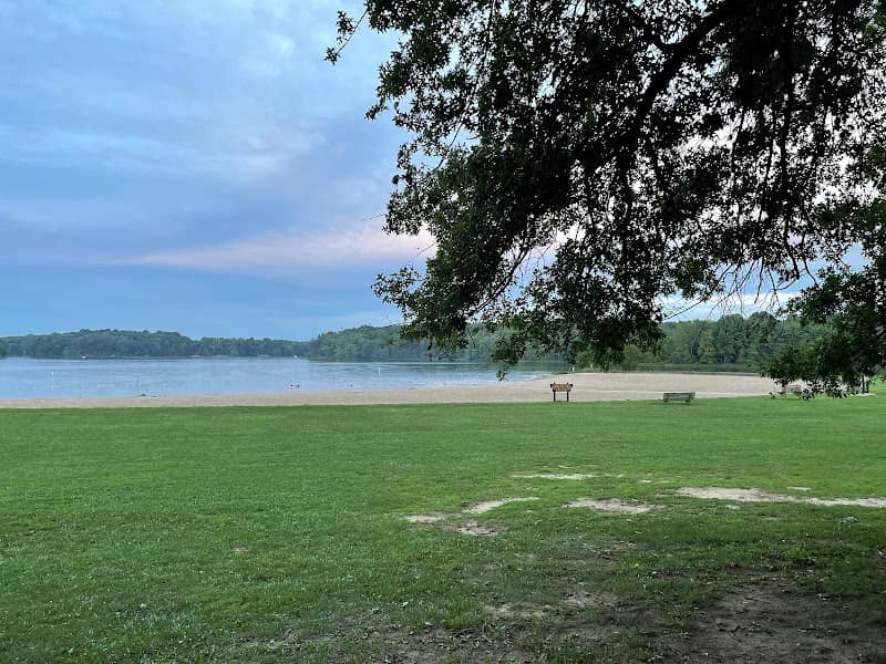 Hardy Lake - Image 1