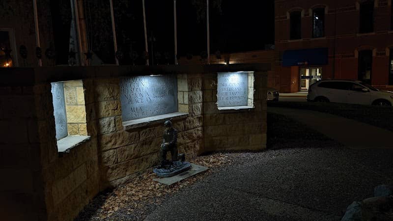 Courthouse Park - Image 2