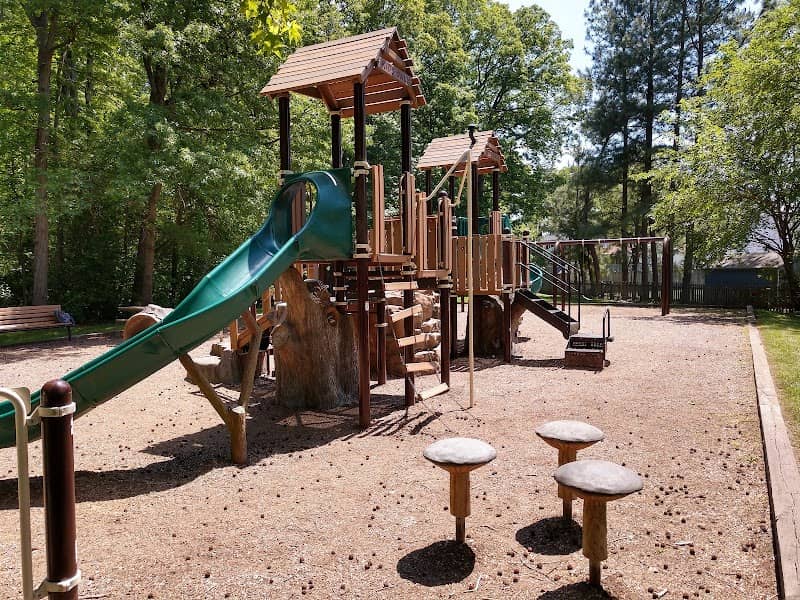 Meadowbrook Neighborhood Park - Image 1