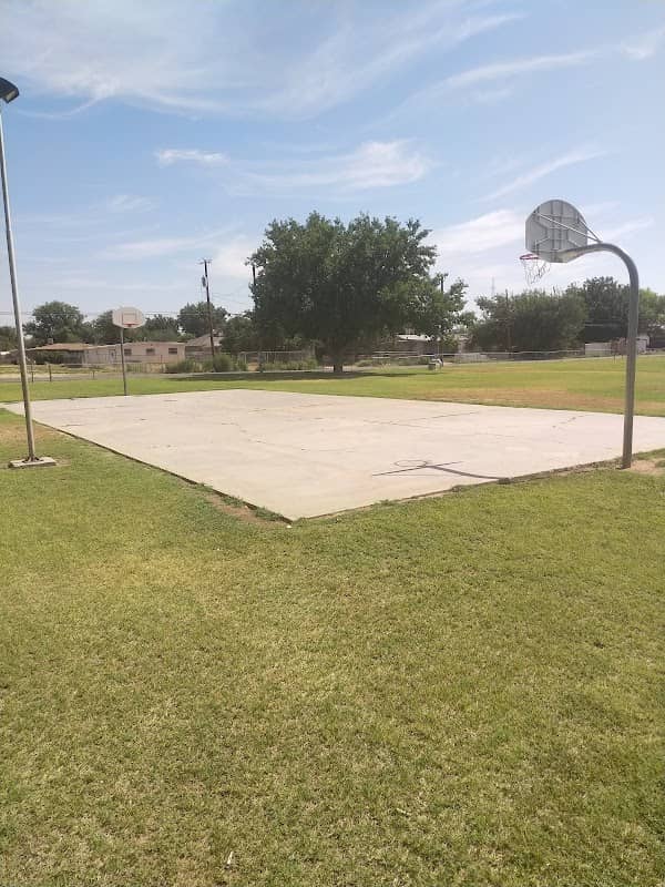 Cruz Fernandez Park - Image 2