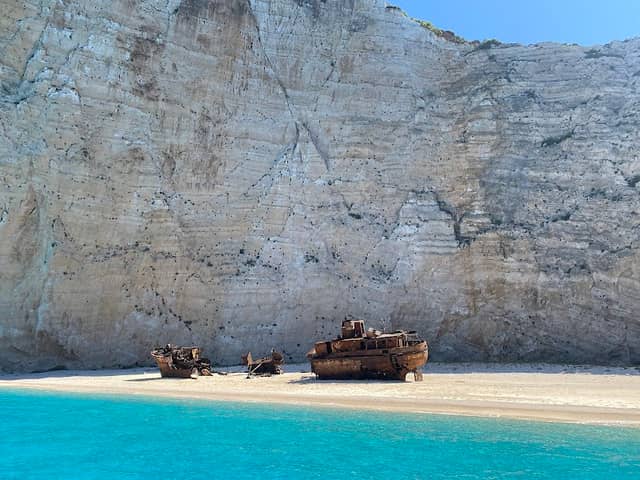 Blue Pearl, private boat tours - Image 3
