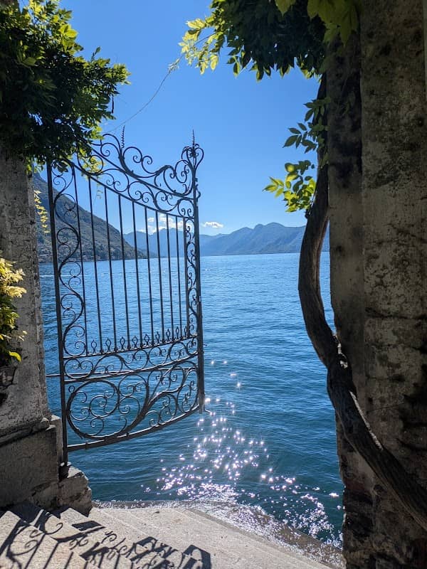 Gate of heaven - Image 1