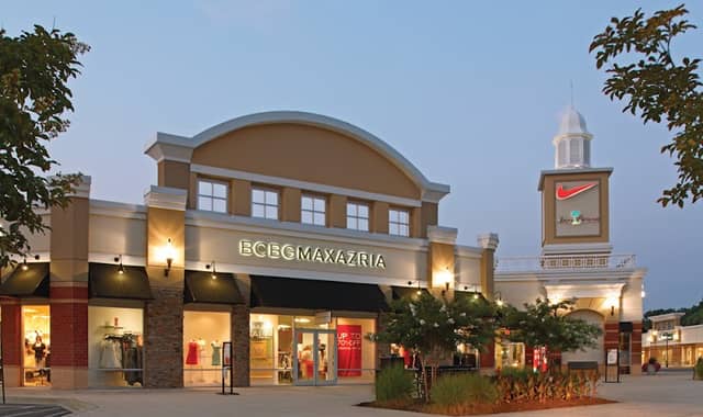 Queenstown Premium Outlets - Image 1