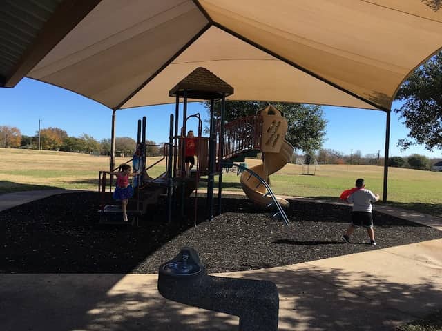 Sandstone Park - Image 1