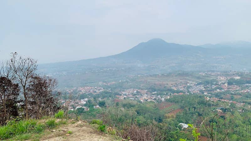 Wisata Gunung Batu - Image 1