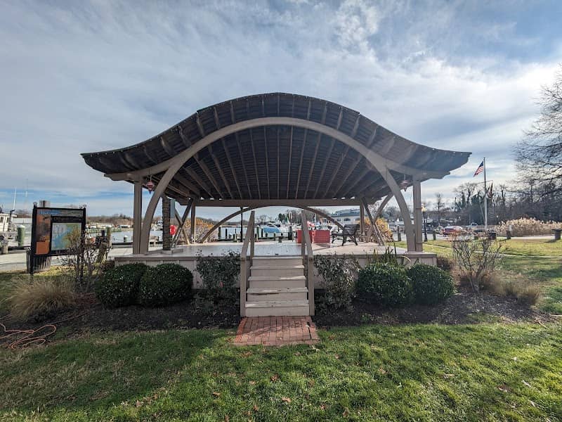 Pell Gardens Park - Image 1