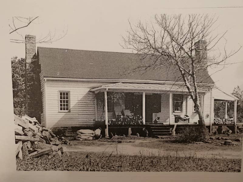 Little House Museum and Gallery - Image 1