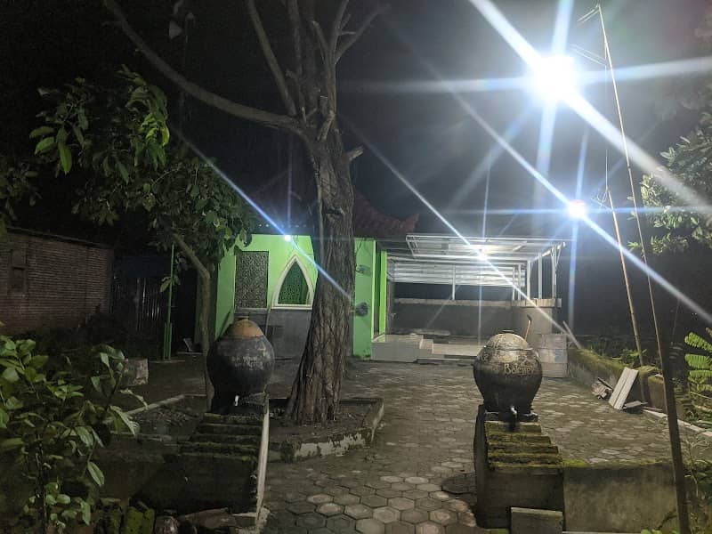 Punden Mbah Rejo - Image 2