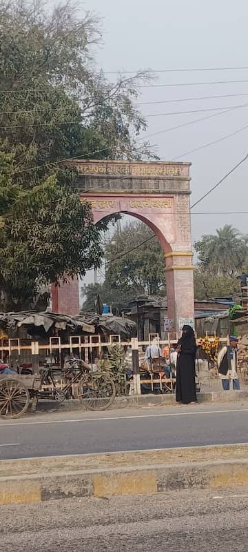 Chhawani Shaheed Smarak Dwar - Image 1