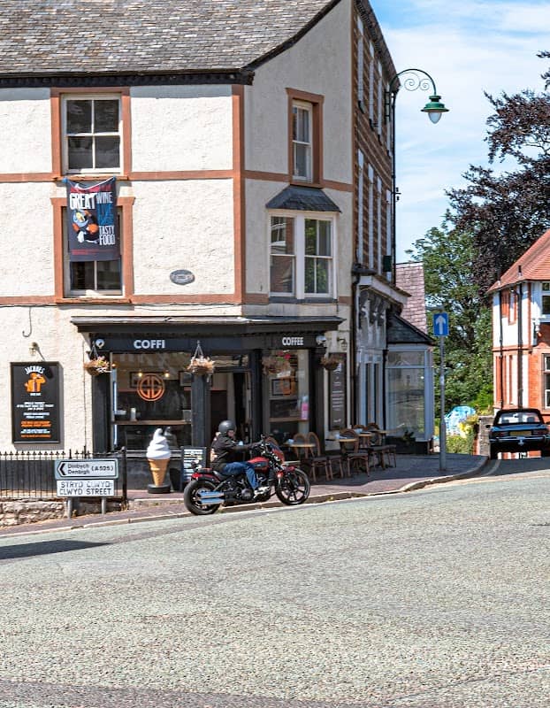 Ruthin Town Square - Image 1