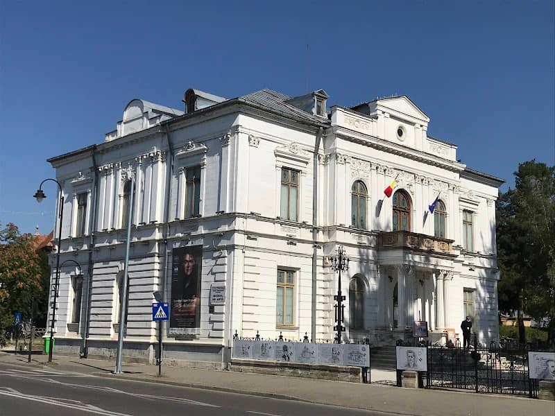 The Art Museum - Image 2