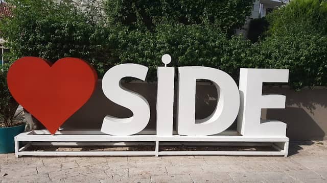 I Love Side - Image 1