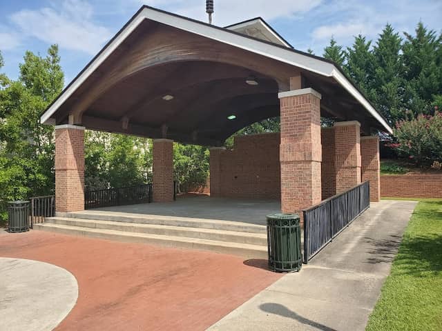 Ritz Park - Image 2