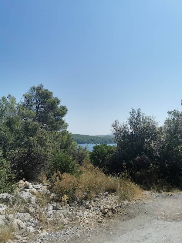 Secret beach - Image 2
