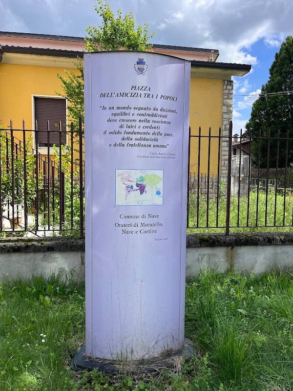 Piazza dell’Amicizia tra i Popoli - Image 1