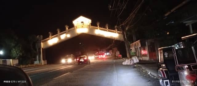 Pila Laguna Arch - Image 1