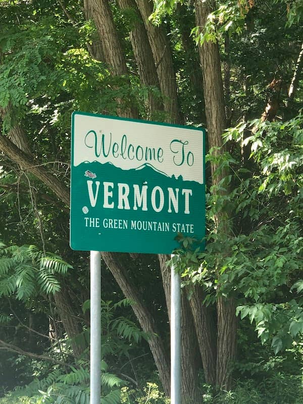 Welcome to Vermont Sign - Image 1