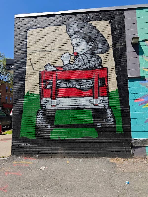 Mural Alley - Image 1