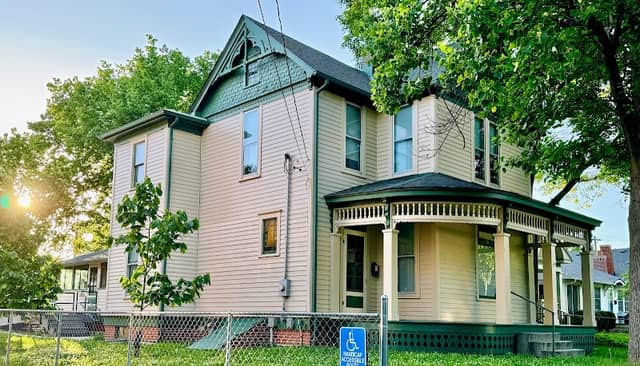Noland House - Image 2