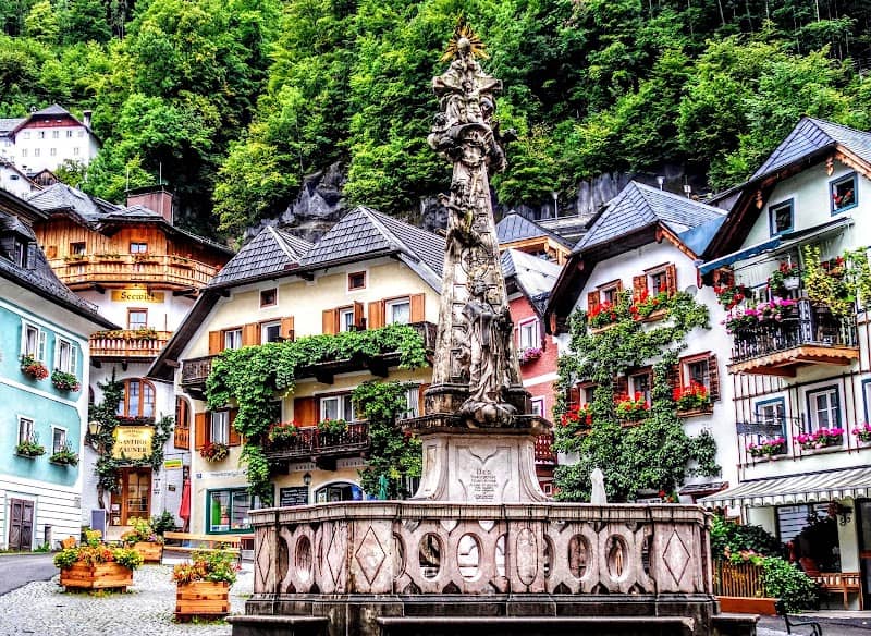Marketplace Hallstatt - Image 1