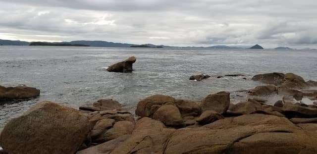 羽佐島亀岩 - Image 1