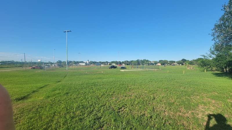 Nixon City Park - Image 1