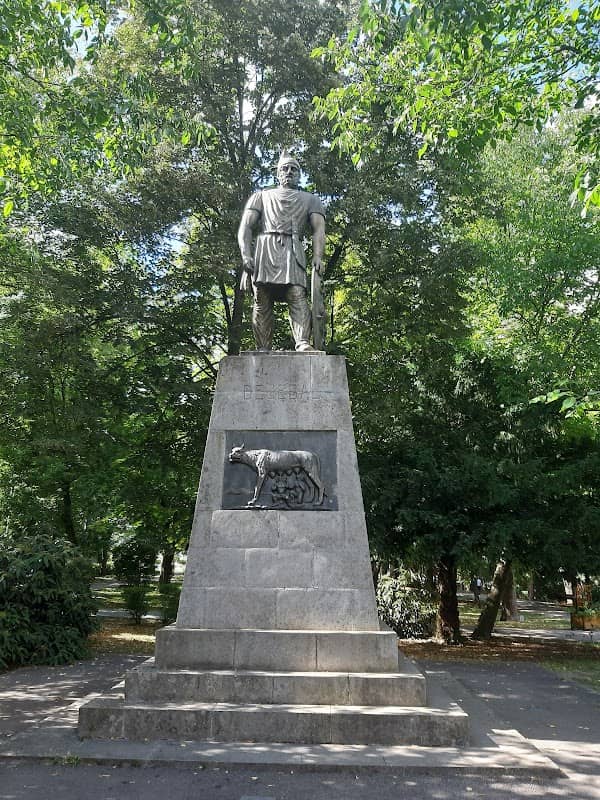 Citadel Park - Image 1