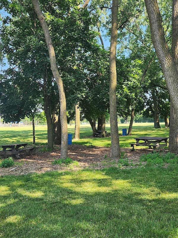 Commissioners Park - Image 2