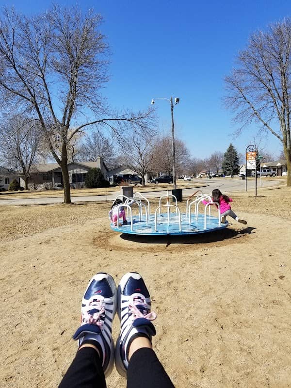 Fieldcrest Park - Image 2