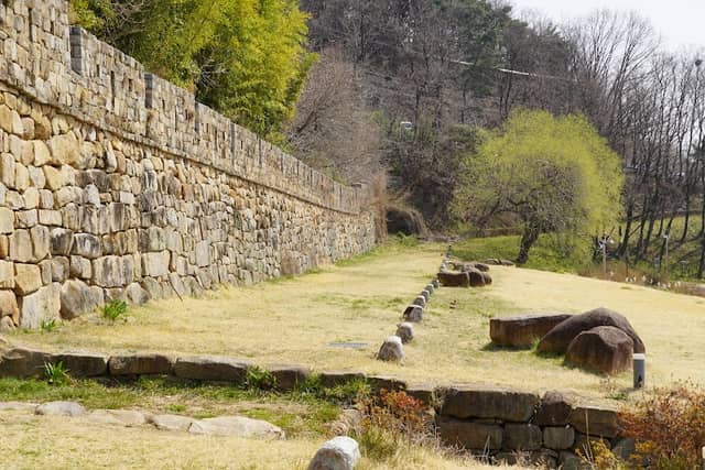 가산산성 진남문 - Image 1