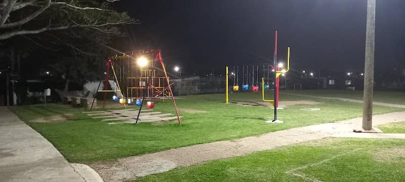 Plaza del Parque Guaraní - Image 2