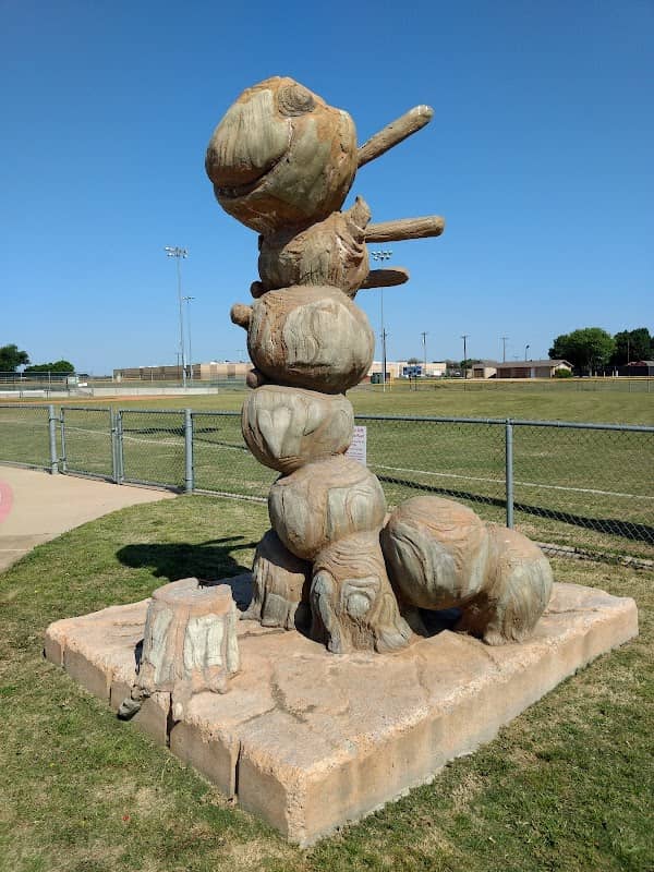 Community Park - Image 2