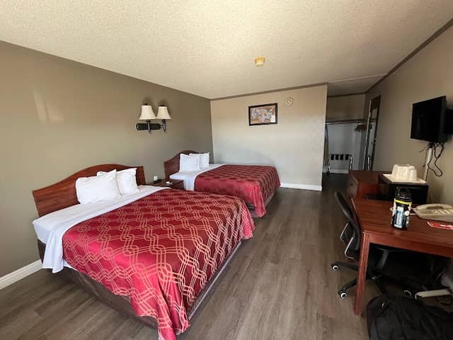 Econo Lodge Salina Scenic Route 89 & I-70 - Image 1