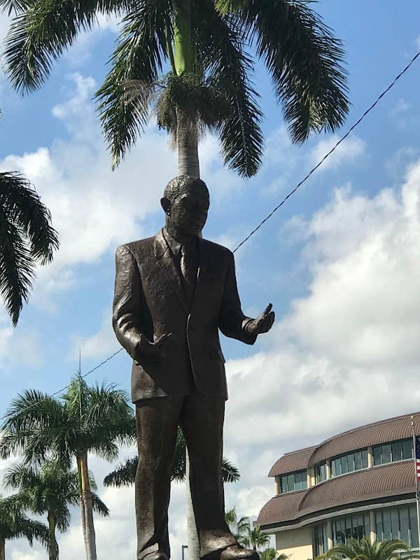 Henry J. Rolfs Statue - Image 1