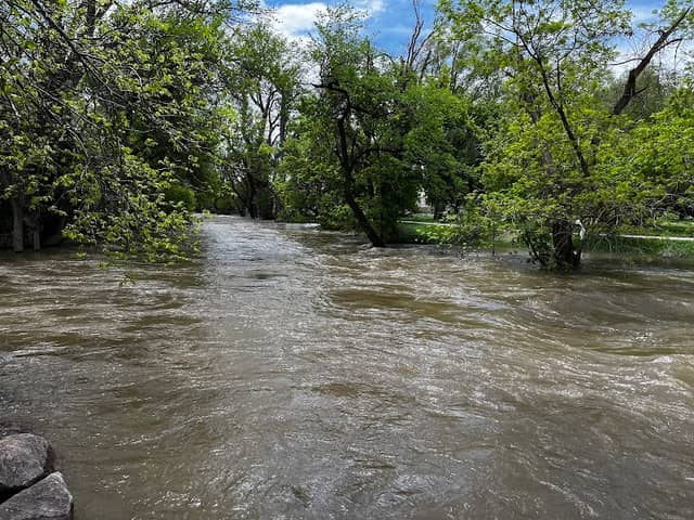 Ogden River, Rainbow Gardens Kayak Put-in - Image 2
