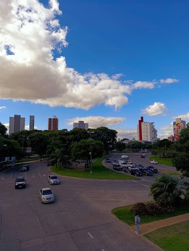 Fuente de la Plaza Colón - Image 1