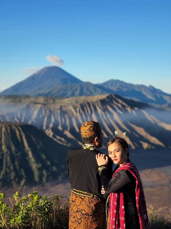 King Kong Hill - Image 1