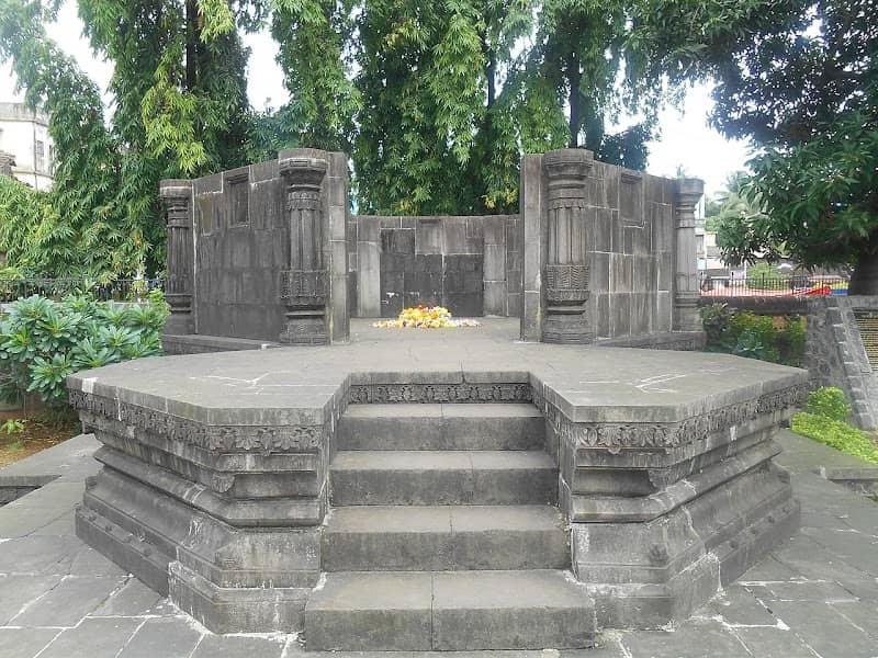 Sarkhel Kanhoji Angre Samadhi - Alibag - Image 1