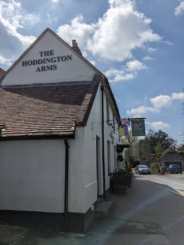 Hoddington Park - Image 1