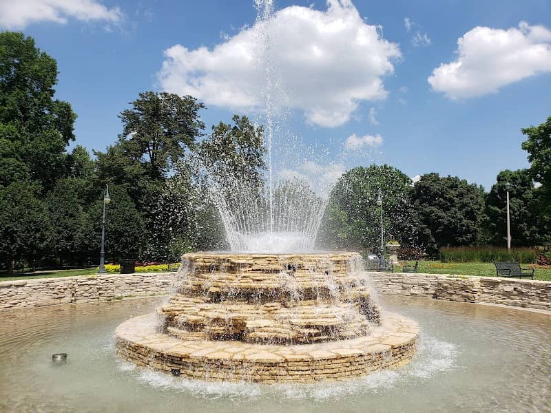 Vander Veer Botanical Park - Image 2