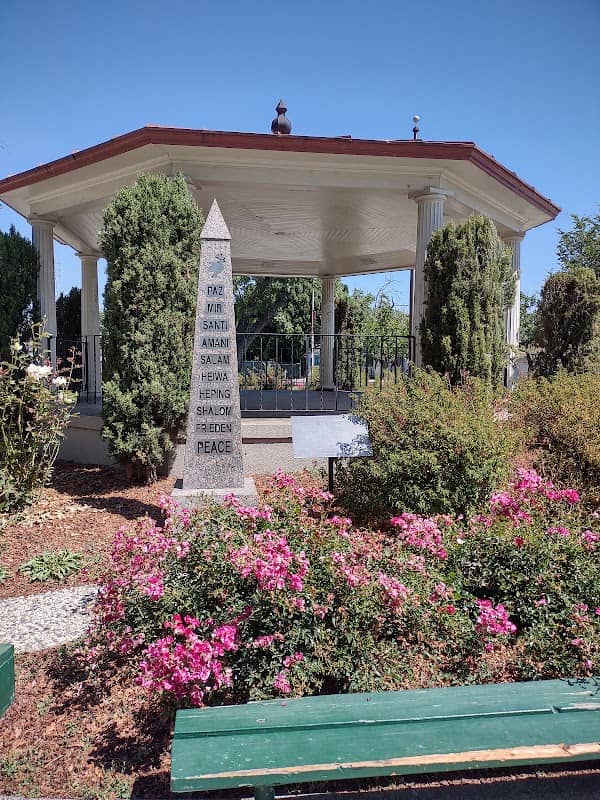 Walnut Park - Image 1
