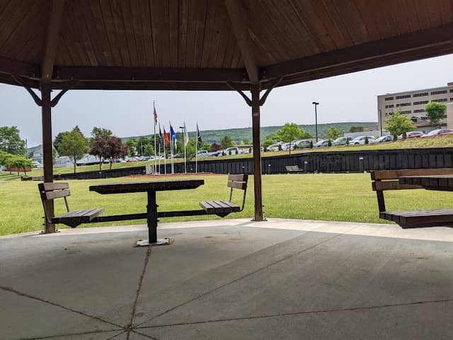 Vietnam War Memorial - Image 2