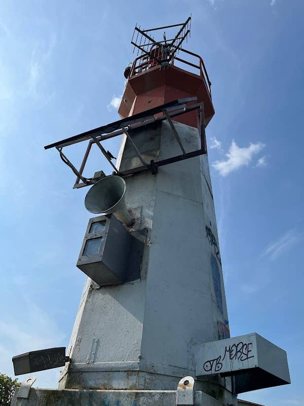 Tommy Thompson Light Beacon Station - Image 3
