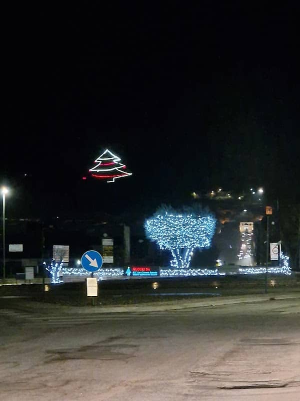 Albero natalizio luminoso - Image 1