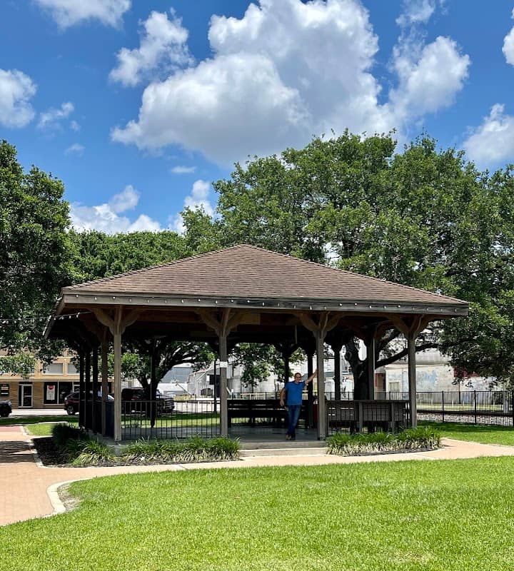 Evans Park - Image 1