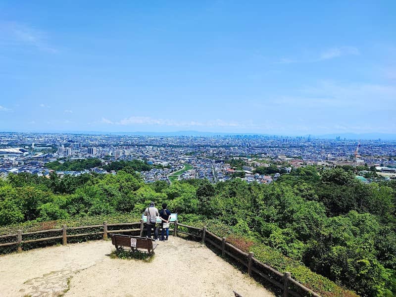 Hyogo Prefectural Kabutoyama Forest Park - Image 2